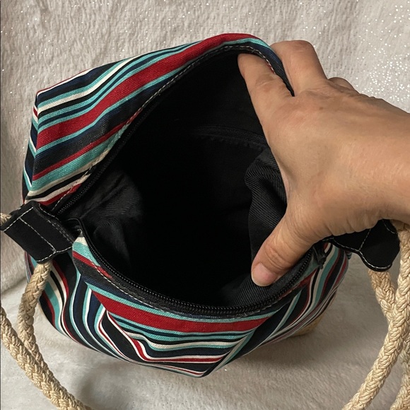 Striped multi Striped Hobo Bag rope handles - Picture 9 of 9